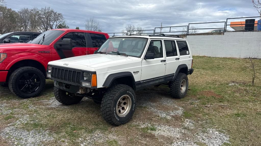 1996 Jeep Cherokee SPORT