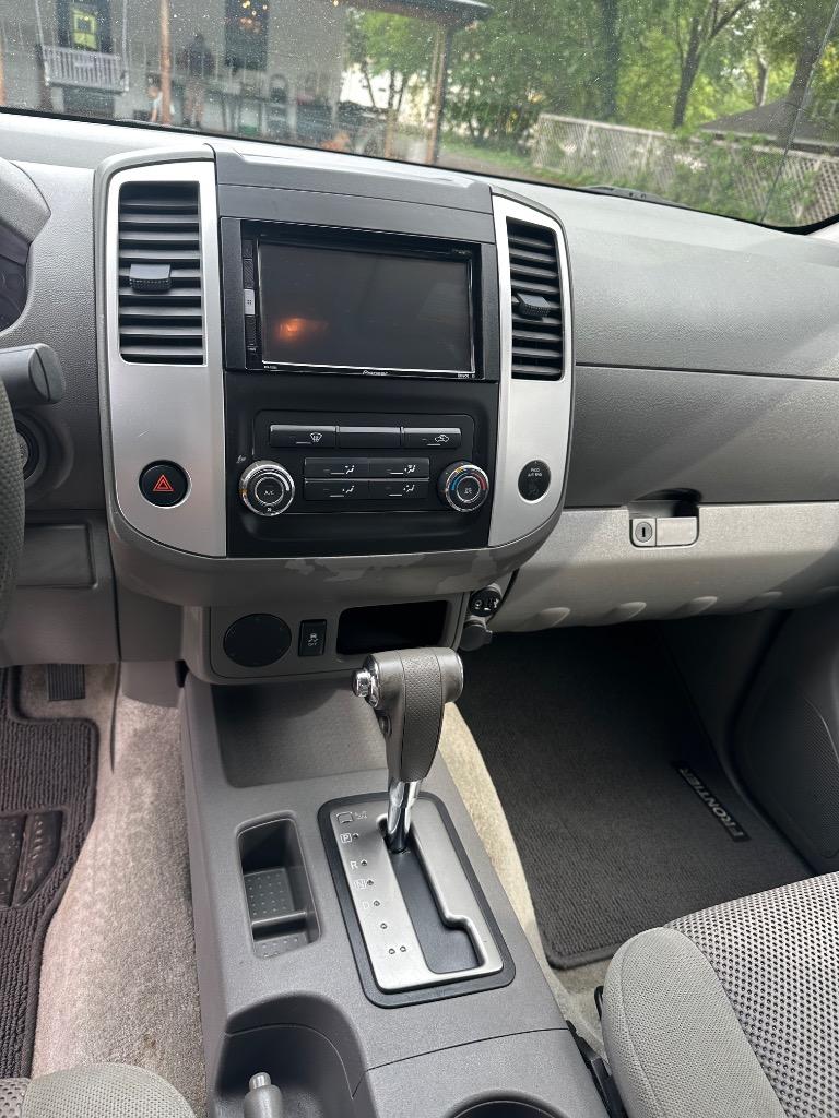2017 Nissan Frontier SV - Photo 7