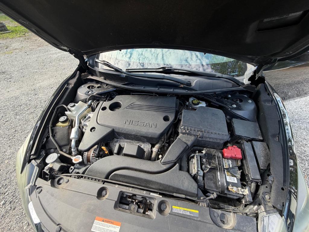 2018 Nissan Altima SR - Photo 16