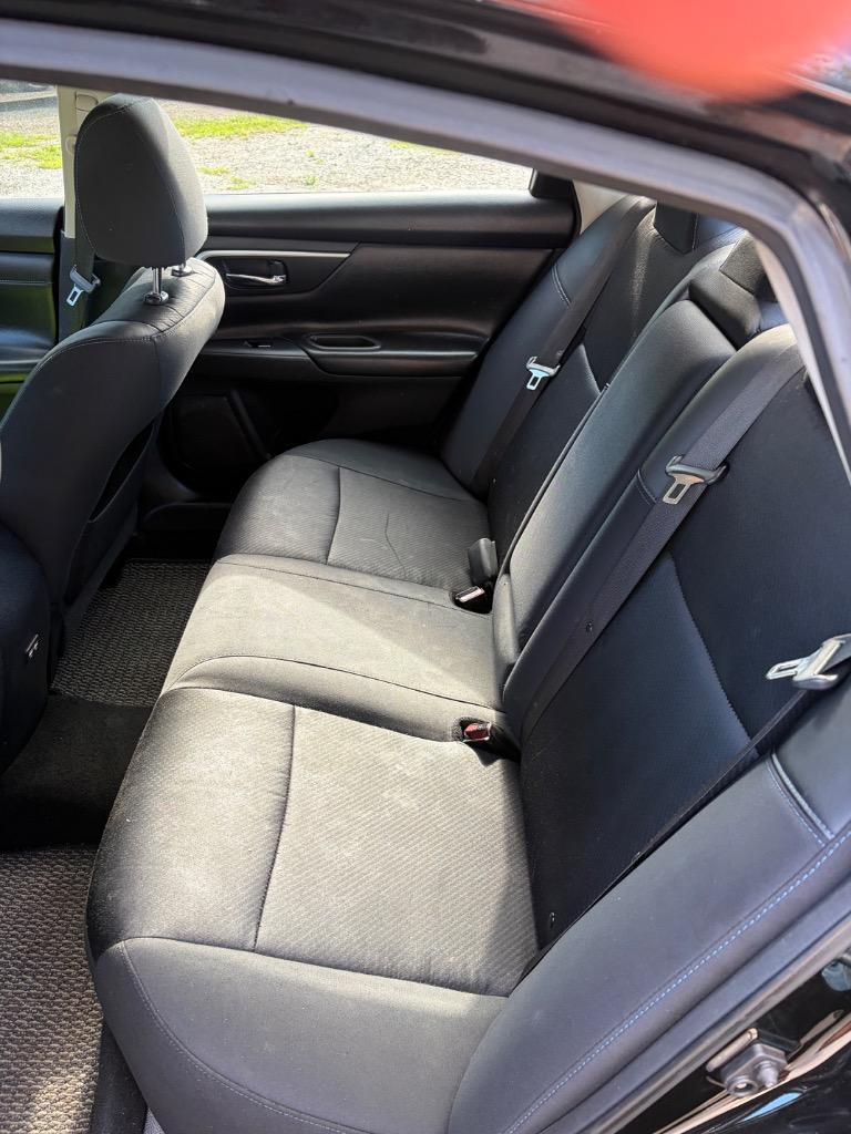2018 Nissan Altima SR - Photo 14