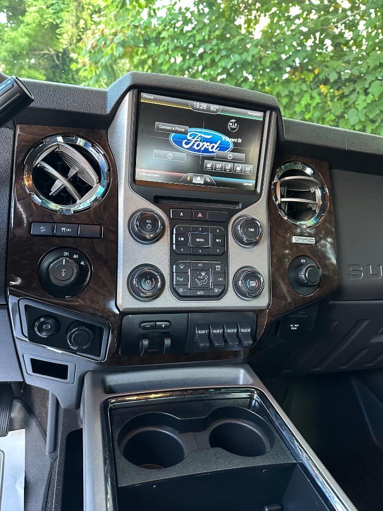 2015 Ford F-250 Super Duty Platinum - Photo 10