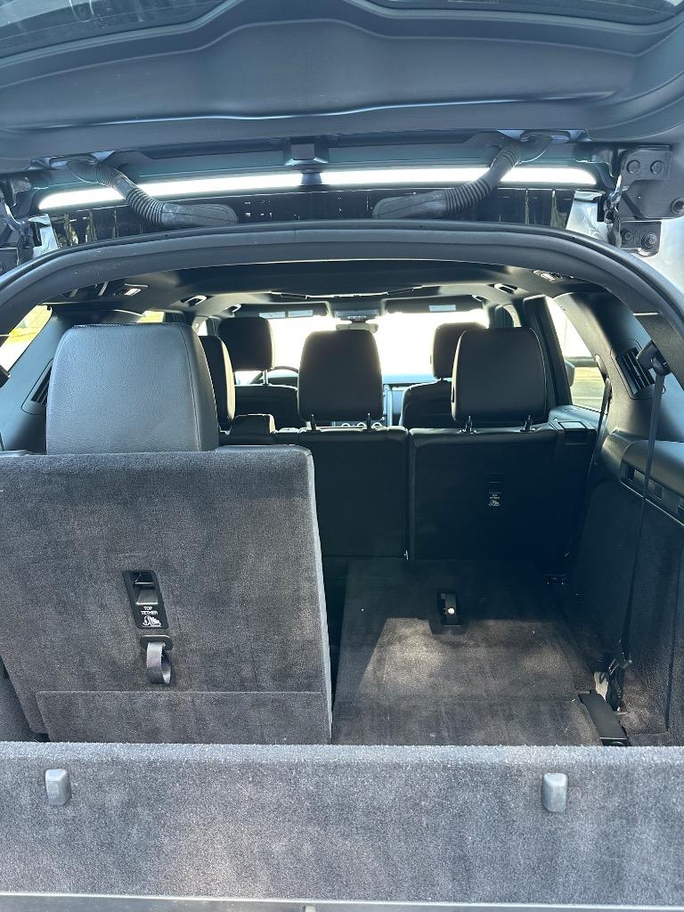 2020 Land Rover Discovery Landmark Edition - Photo 19